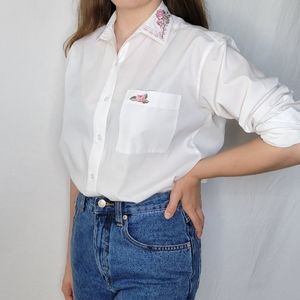 SOLD Vintage Embroidered Collar White Button Up Blouse